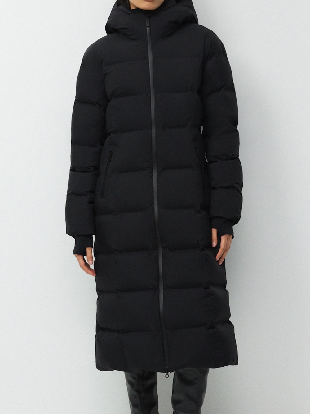 Aritzia Super Snug Puff rainstop puffer long